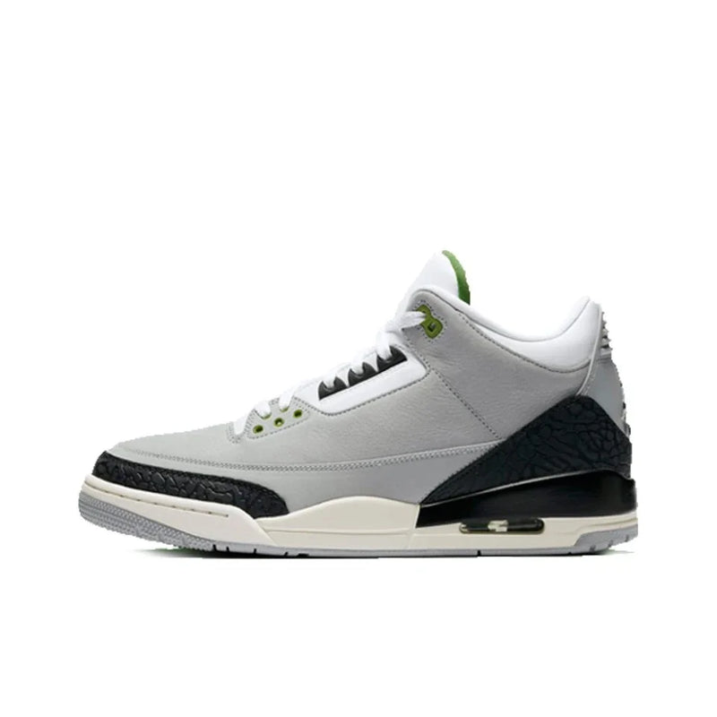 Tênis Nike Air Jordan 3 Retro