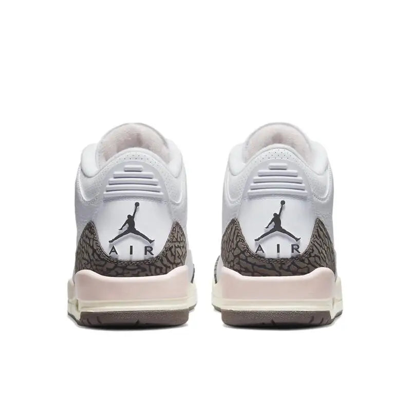 Tênis Nike Air Jordan 3 Retro Barely Grape