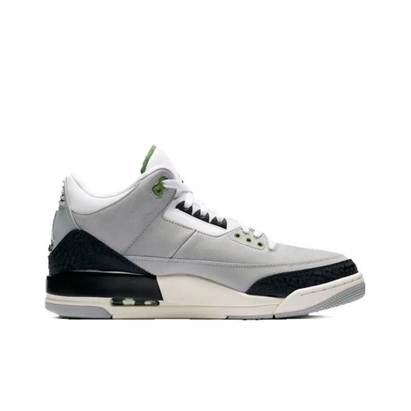 Tênis Nike Air Jordan 3 Retro