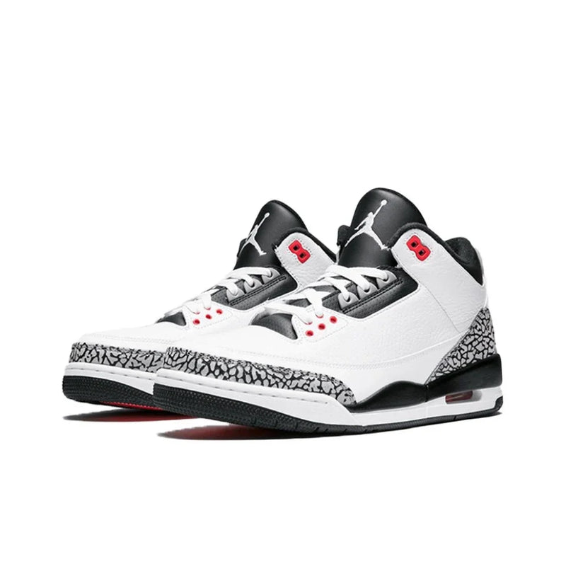 Tênis Nike Air Jordan 3 Retro